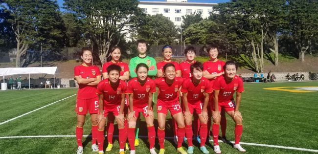 徐帆动情入戏看哭导演徐帆接受《中国电影报道》专访徐帆双视角解读母亲角色徐帆透露，电影里很多人物细节都是自己想出来的，她希望每个人都能在;季佩珍（徐帆所饰角色）身上看到自己的妈妈
